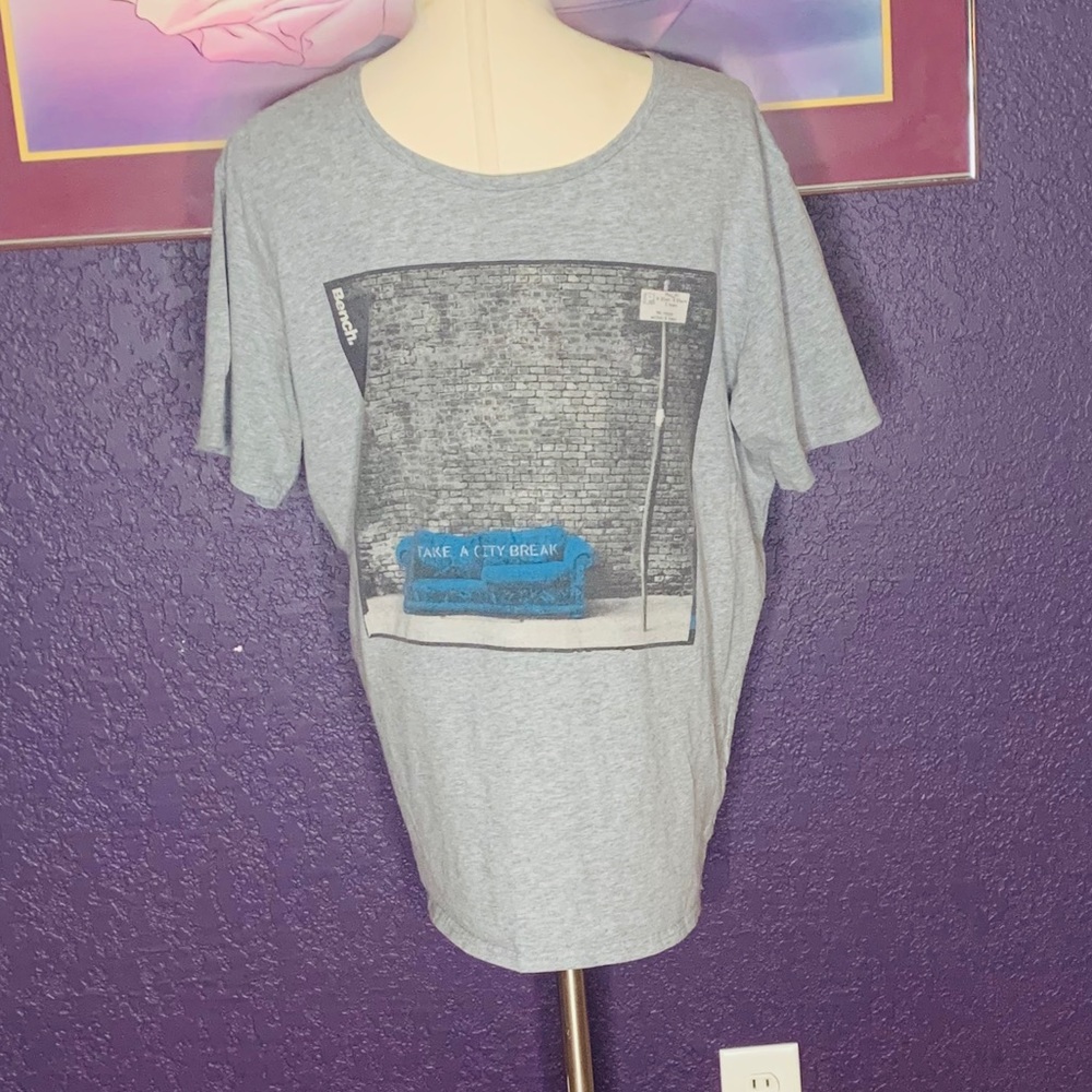 Bench Men’s T-Shirt• SZ L